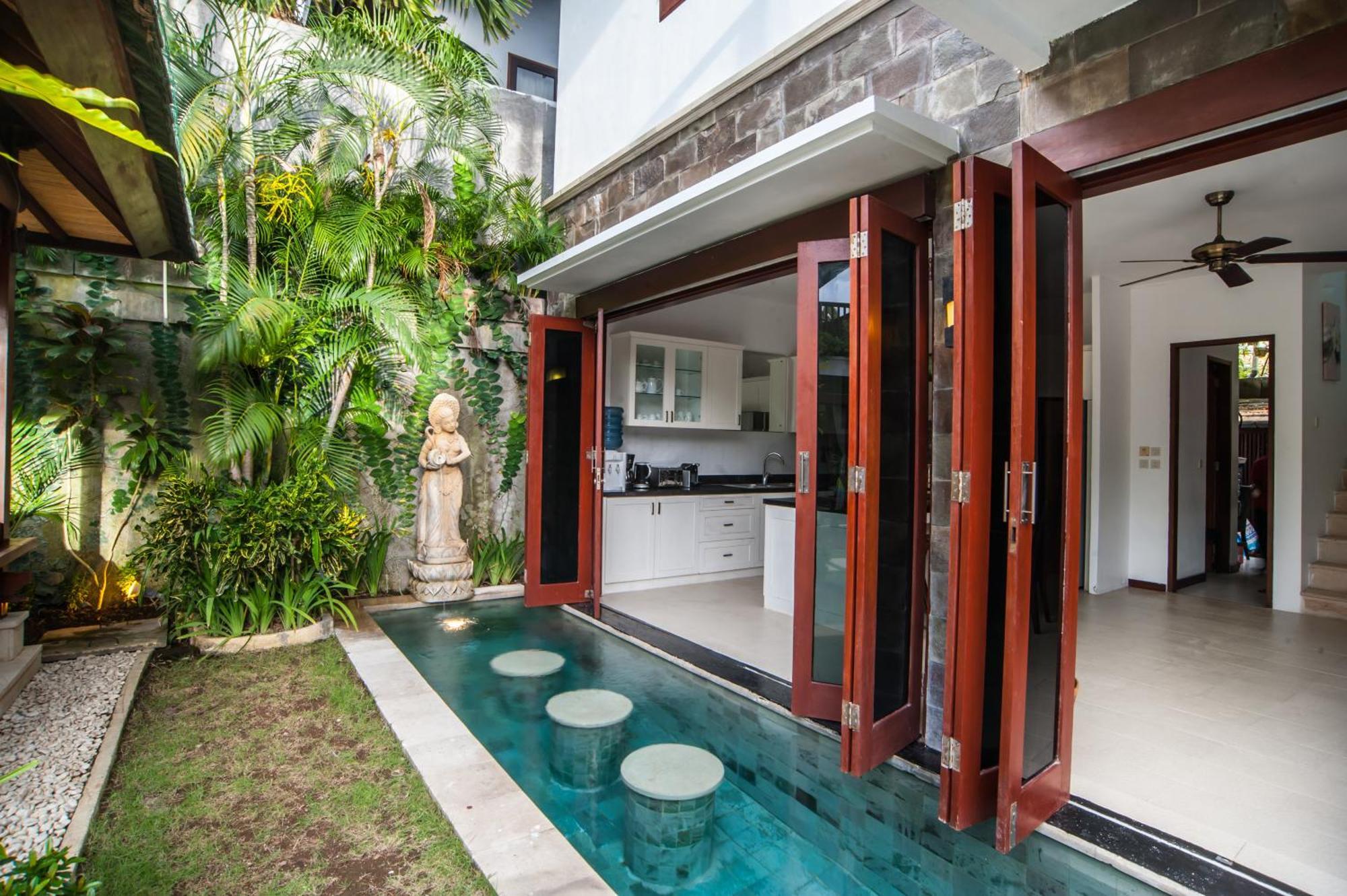 Villa Annecy Seminyak  Luaran gambar